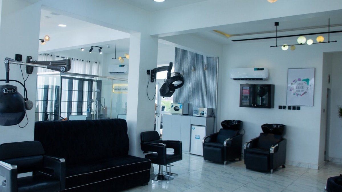 TIBS HAIR STUDIO
