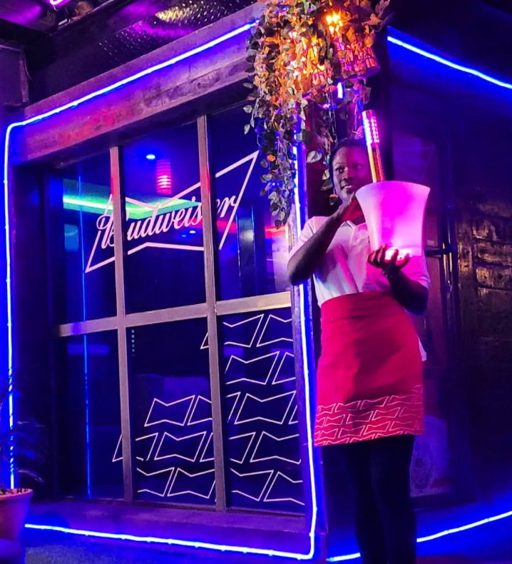 Avocados Lounge